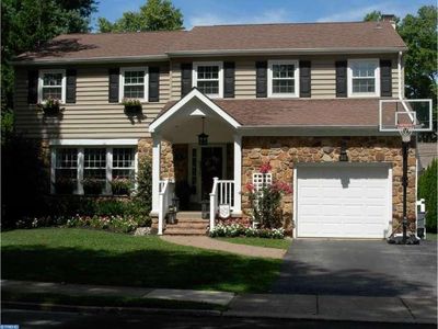 42 Cedarbrook Rd, Ardmore, PA, 19003