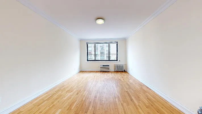 Rented by Bond New York | media 2