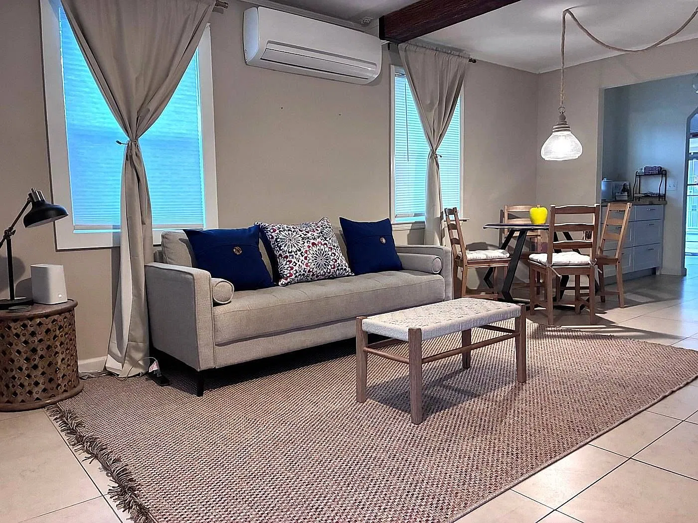 2 bed, 750 sqft, $2,450 — Photo 3