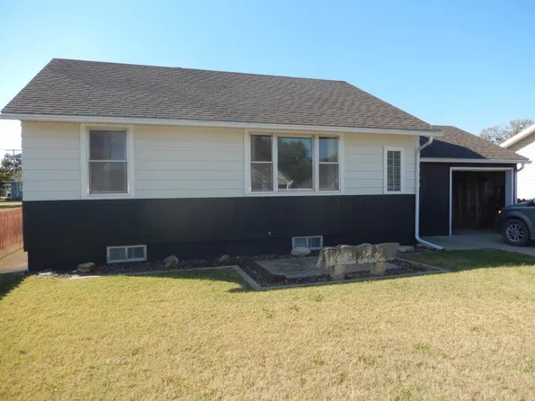 708 S Meridian St, Plainville, KS 67663