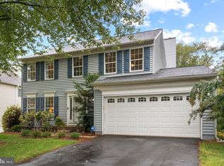 9226 Matthew Dr, Manassas Park, VA