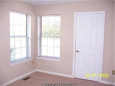 4th image of 2300 Darby Ct