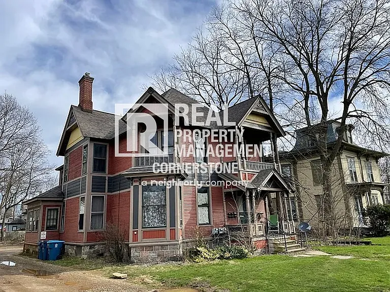 808 W Kalamazoo Ave — Photo 47