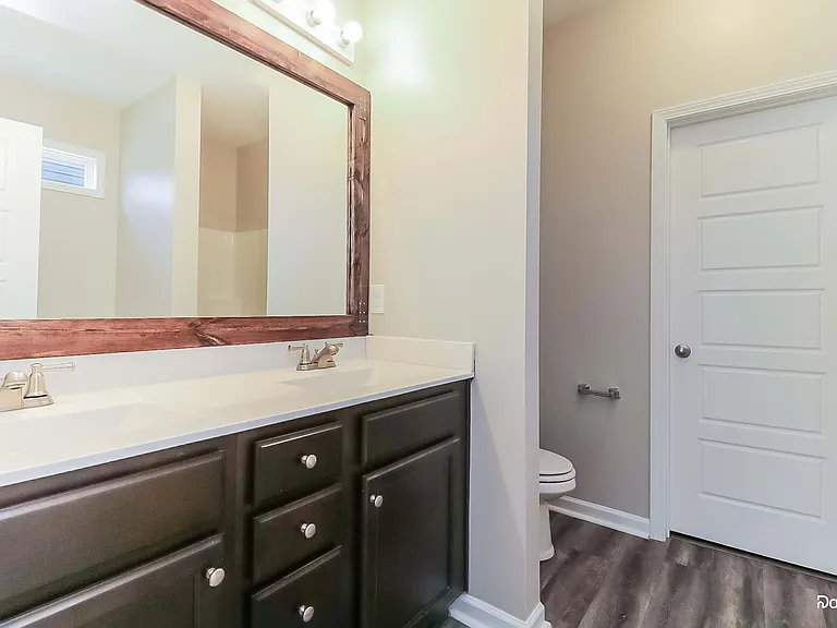 147 Forsyth Pkwy — Photo 13