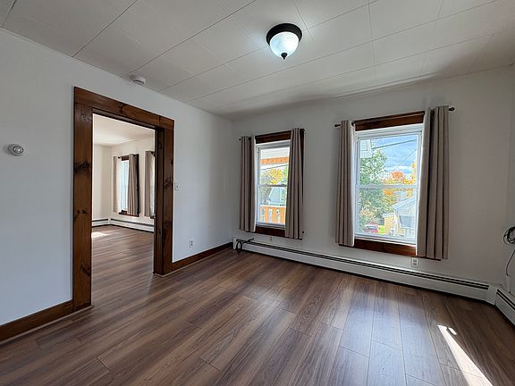 3rd image of 25 Killington Ave #2