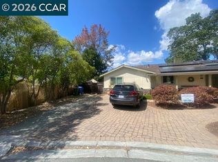 12 Trina Ct, Walnut Creek, CA 94596