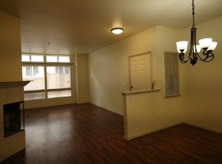 8220 196th St SW APT 203, Edmonds, WA 98026