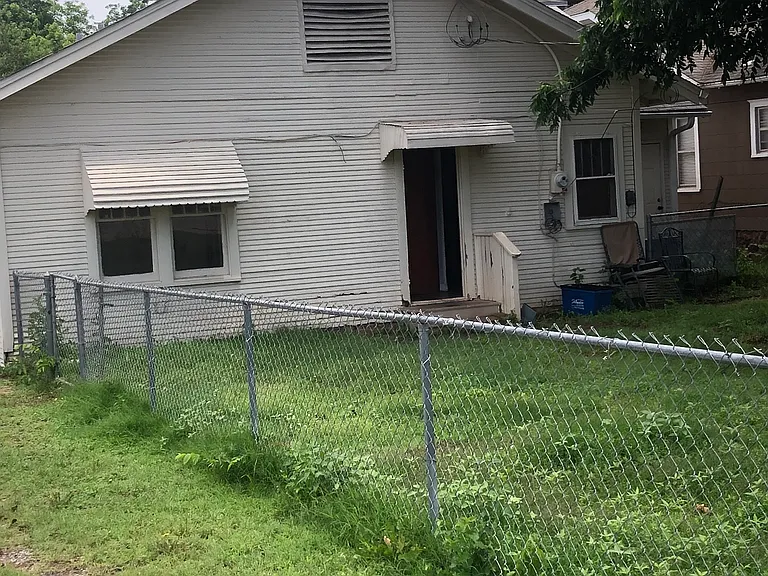 408 S Duncan St #1 — Photo 2