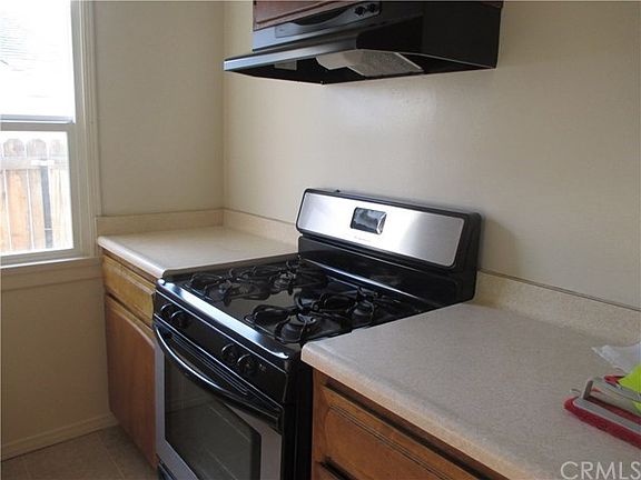 4th image of 1398 Tourmaline Ave