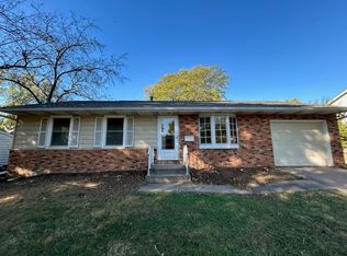 3104 18th St, Bettendorf, IA 52722