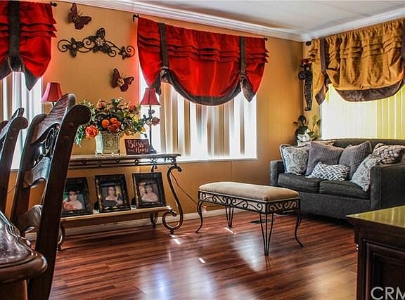 4th image of 31816 Avenue E