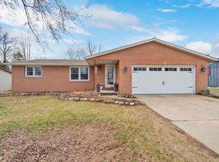 2501 He Nis Ra Ln, Green Bay, WI 54304