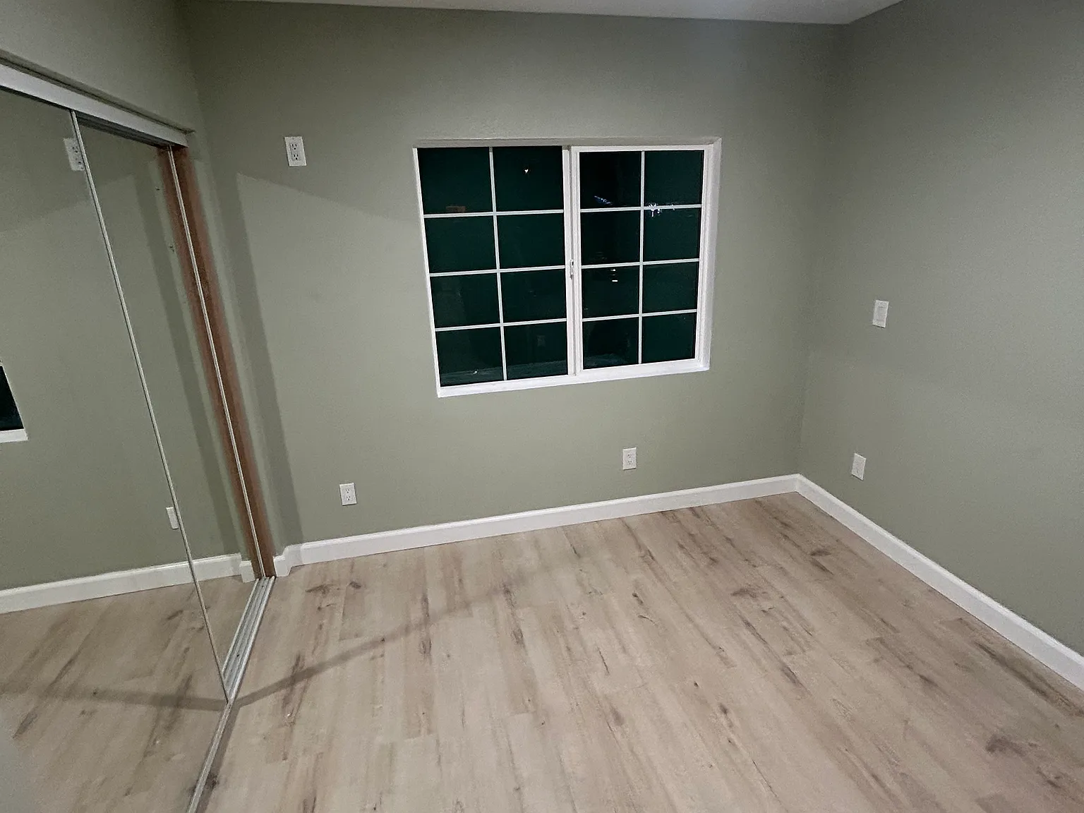 1 bed, 440 sqft, $2,000 — Photo 2