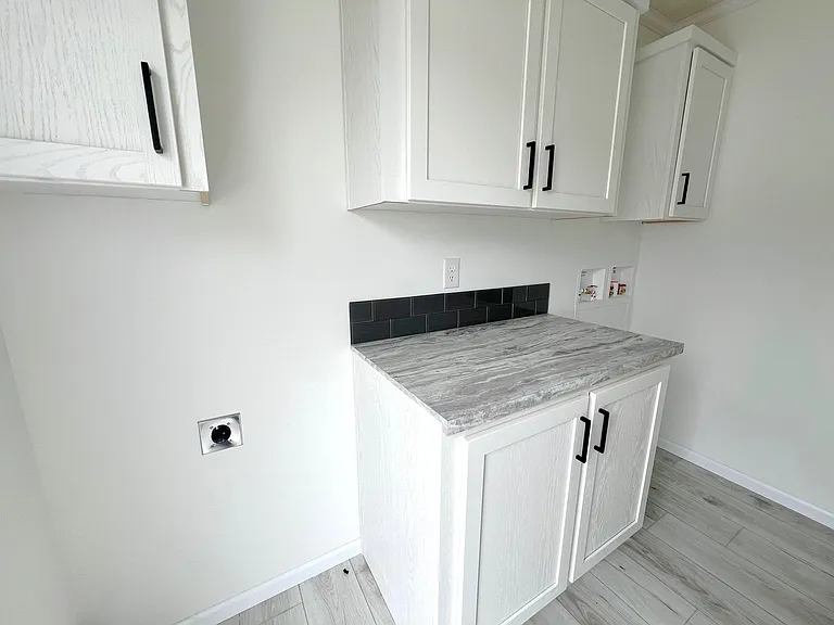 16181 Lancaster Way — Photo 30