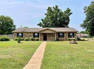 275 Chandler Dr, Florence, AL 35633