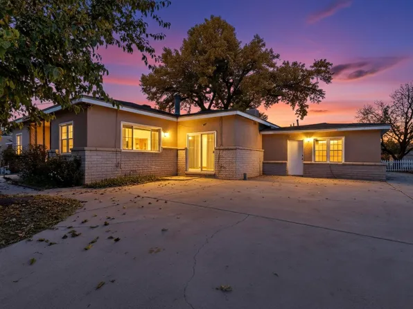 2715 Floral Rd NW, Albuquerque, NM 87104