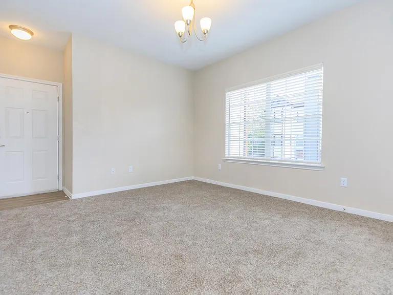 Residence at Westchase — Photo 44