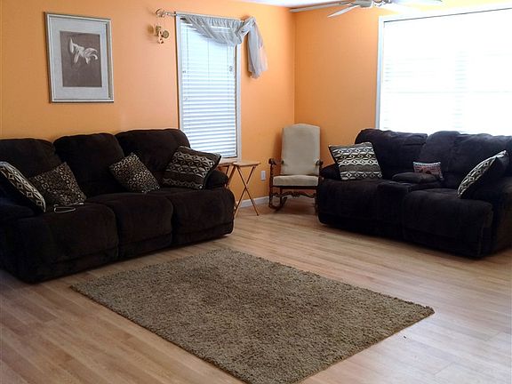 5th image of 330 Carter Dr