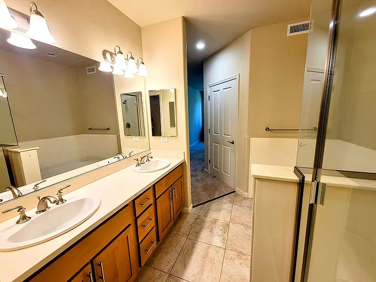 4388 El Camino Real #330 — Photo 21