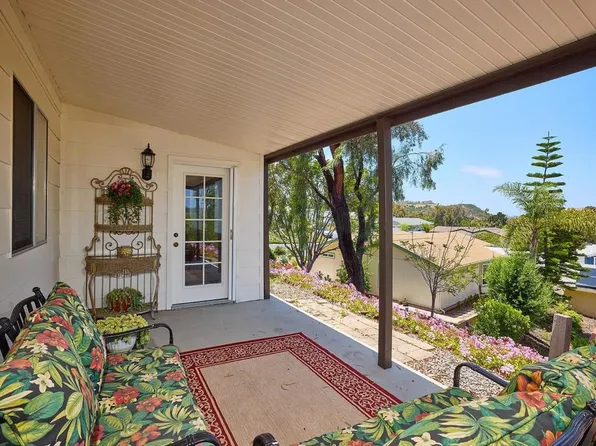 2280 Bryant Dr, Carlsbad, CA 92008