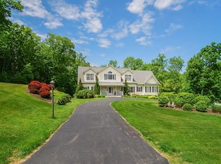 9 Whispering Woods Ln, Sparta, NJ 07871