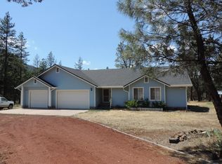 43098 Shoshoni Loop, Fall River Mills, CA 96028