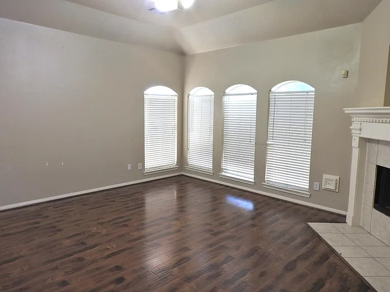 5443 Santa Chase Ln — Photo 10