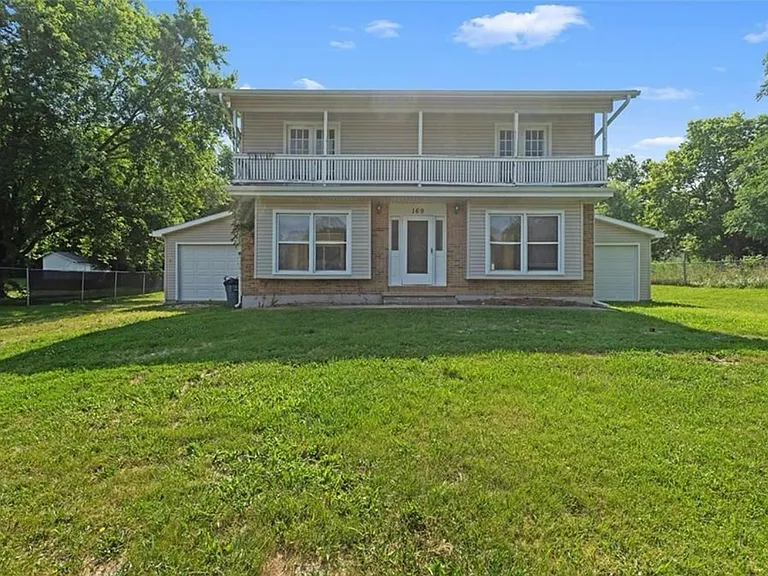 169 SE 421st Rd #B — Photo 1