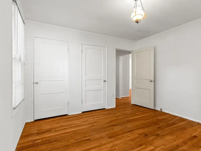 Guest Bedroom I