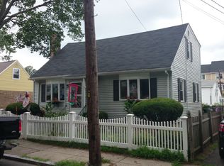 41 Vogel St, West Roxbury, MA 02132