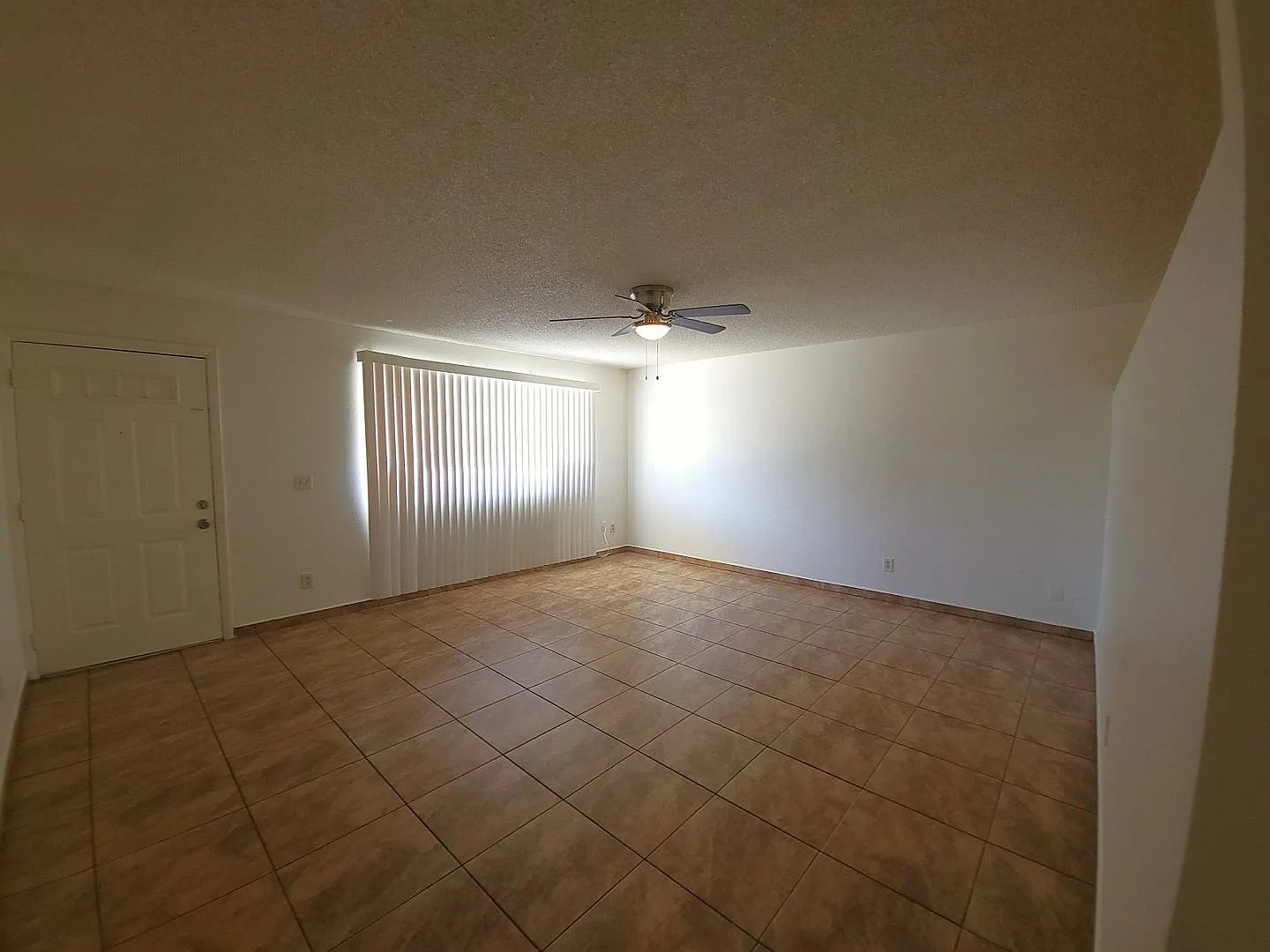 Coming Soon......Charming Home On West Side Of Phoenix — Photo 2