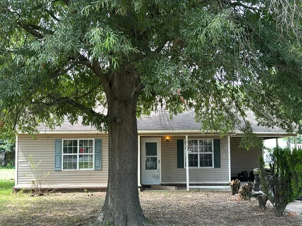1703 Heather Ln, Newport, AR 72112