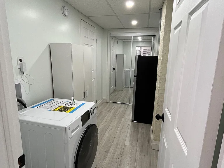 210 Speedvale Ave E #2 — Photo 12