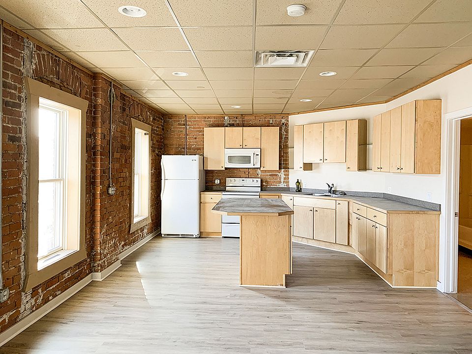 1st image of 2699 Guoin St #301