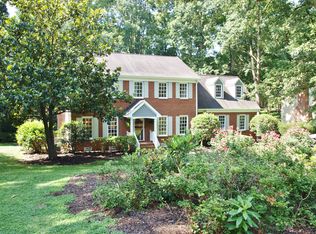 2000 Thorpshire Dr, Raleigh, NC 27615