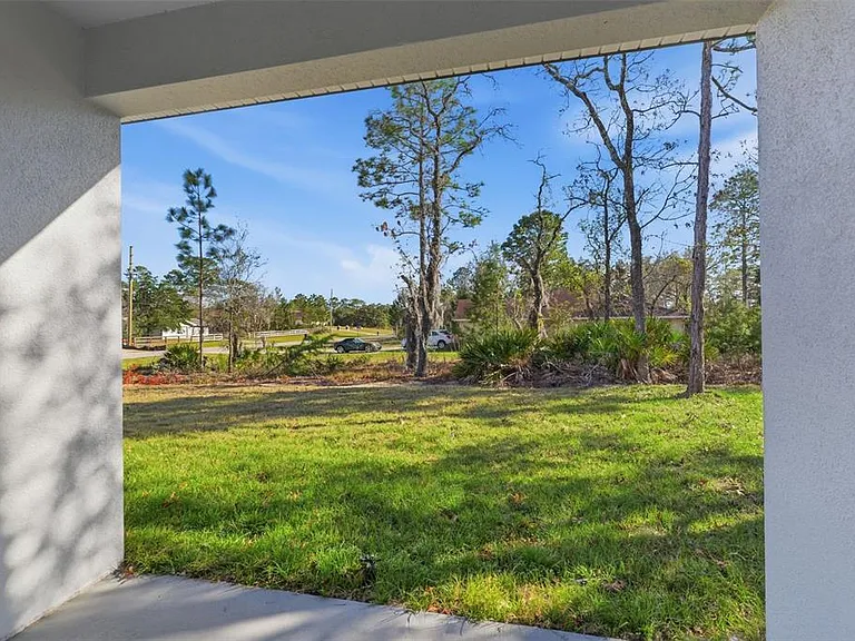 2652 W Paragon Ln — Photo 32