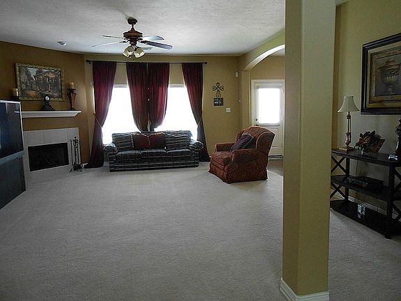 5th image of 10938 S Country Club Green Dr