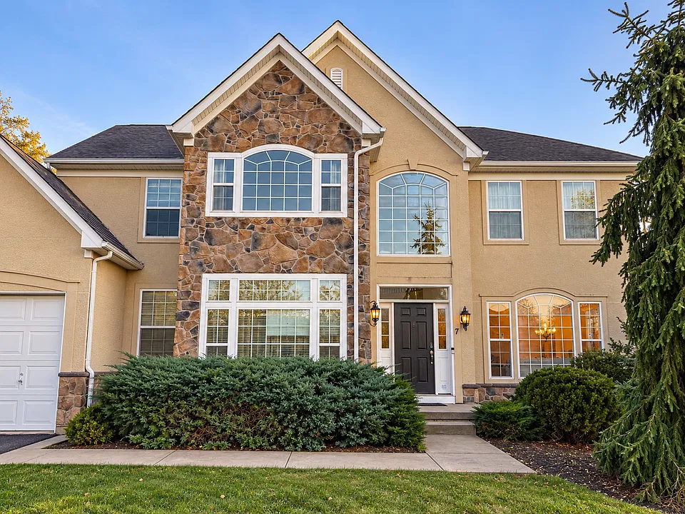 7 Brennan Way