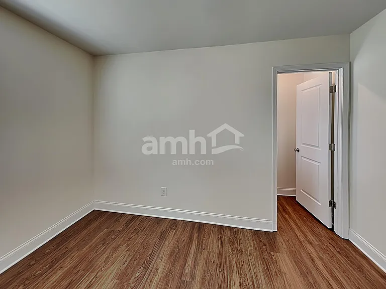 334 Elmhurst Dr — Photo 19