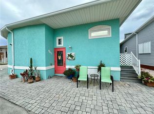 963 Nettles Blvd, Jensen Beach, FL 34957