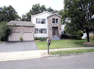 28 Jacob Dr, Howell, NJ 07731