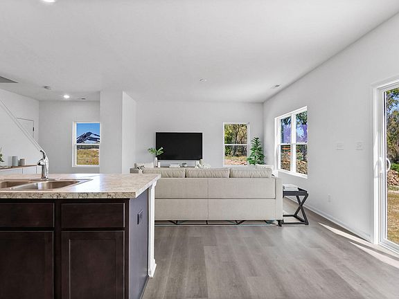 5th image of 5781 Ruby Rd #354-6