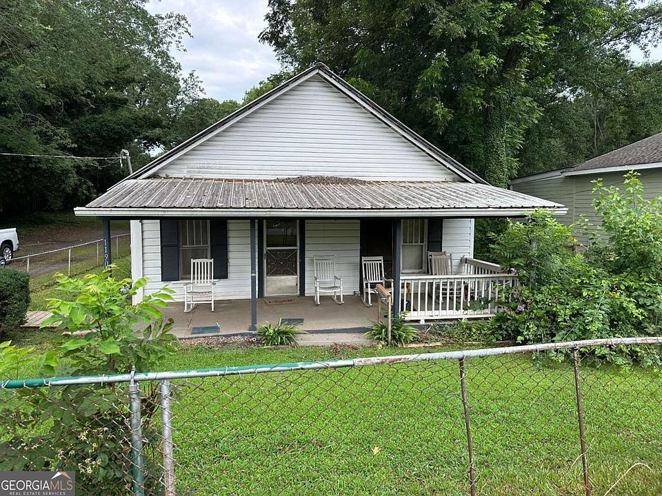 2nd image of 1190 Hancock Ave