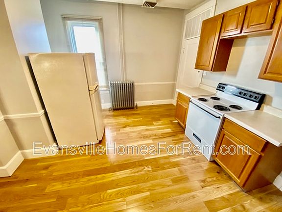 5th image of 1204 N 1st Ave #A