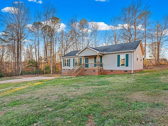 2nd image of 104 Jacqueline Rd