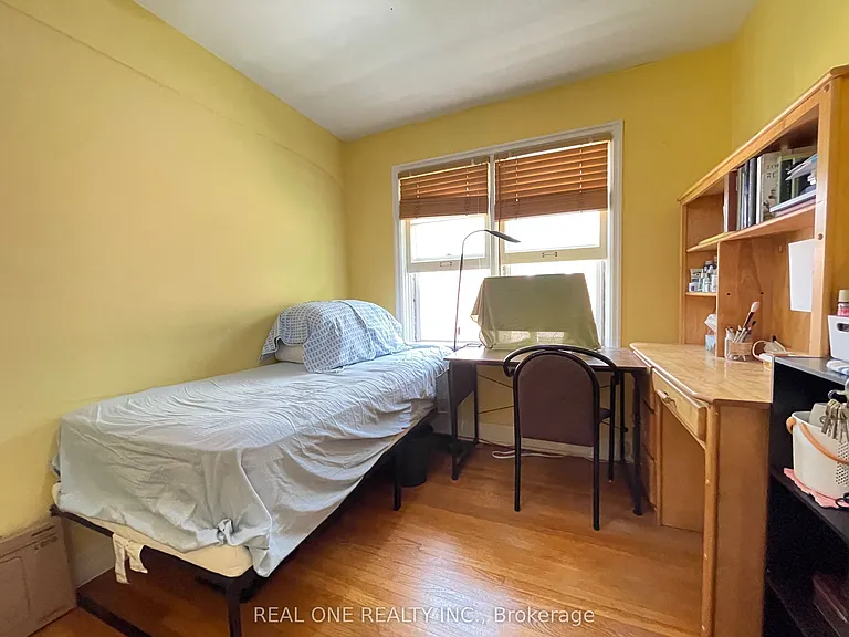 35 Bowman St — Photo 14