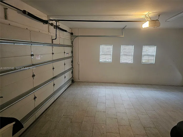 4501 NW 93rd Doral Ct — Photo 11