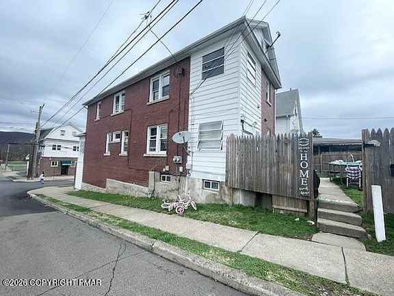 2nd image of 401 E Church St