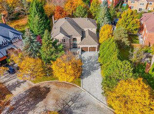 11 Wendover Ct, Richmond Hill, ON L4B 3G4