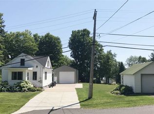 41968 S Hamar St, Chassell, MI 49916